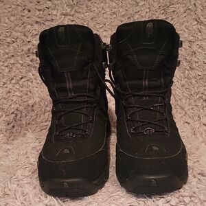The North Face Men's Black Hiking/Snow Boots